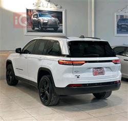 جيب جراند شيروكي